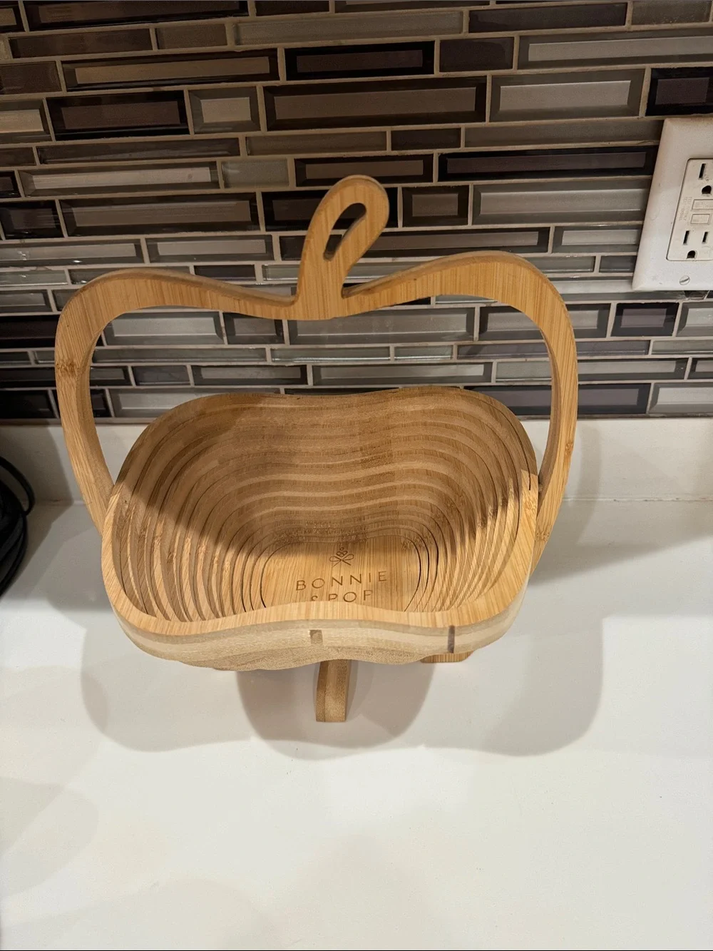 Apple-Shaped wood Decorative Basket in Light Brown
